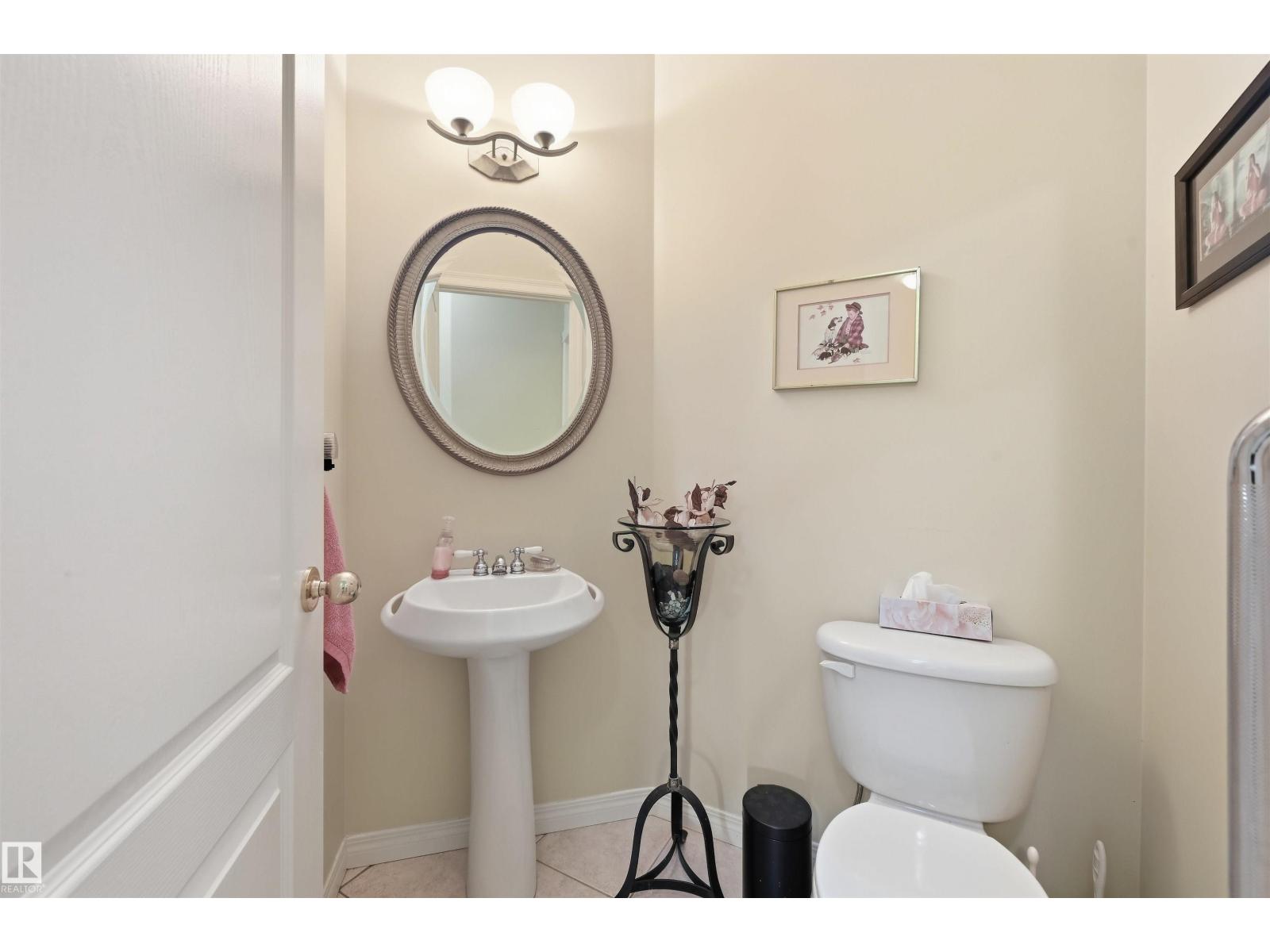 #11 170 KINGSWOOD BV