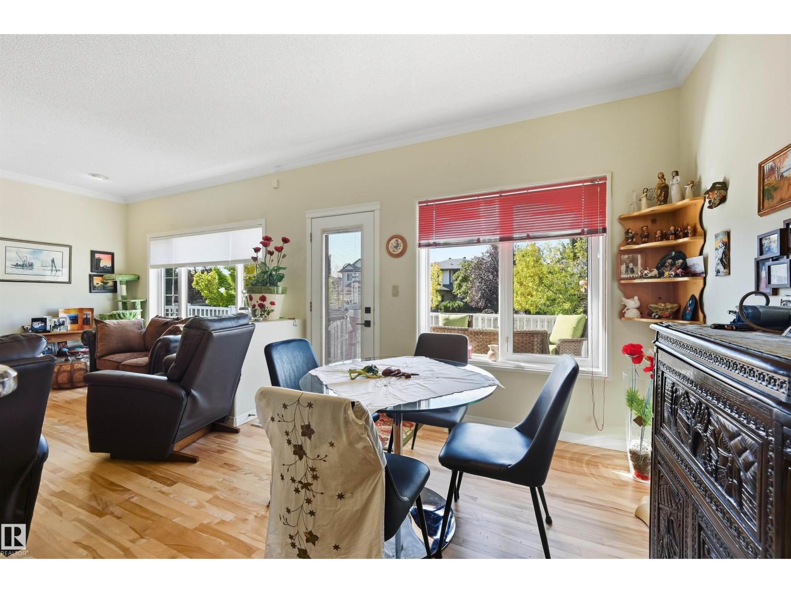 #11 170 KINGSWOOD BV