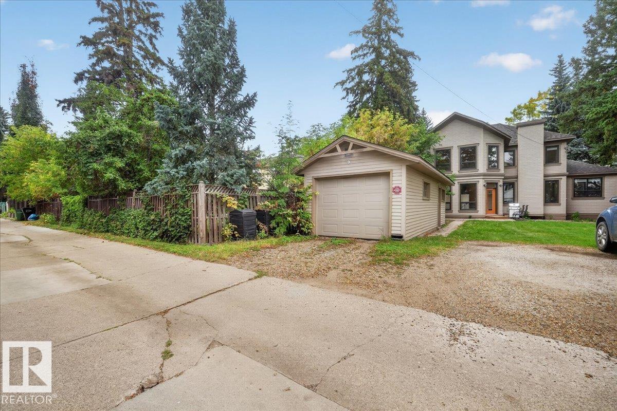30 ST GEORGE'S CR NW