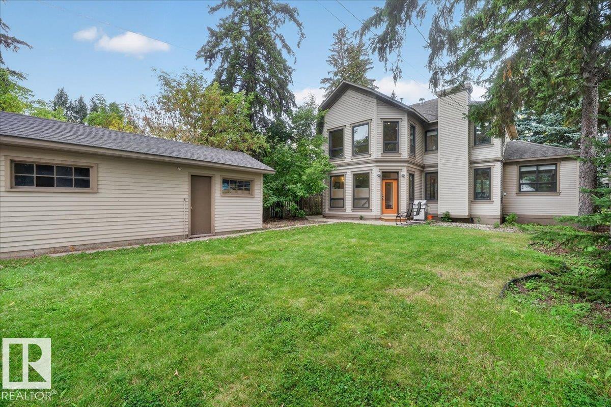 30 ST GEORGE'S CR NW