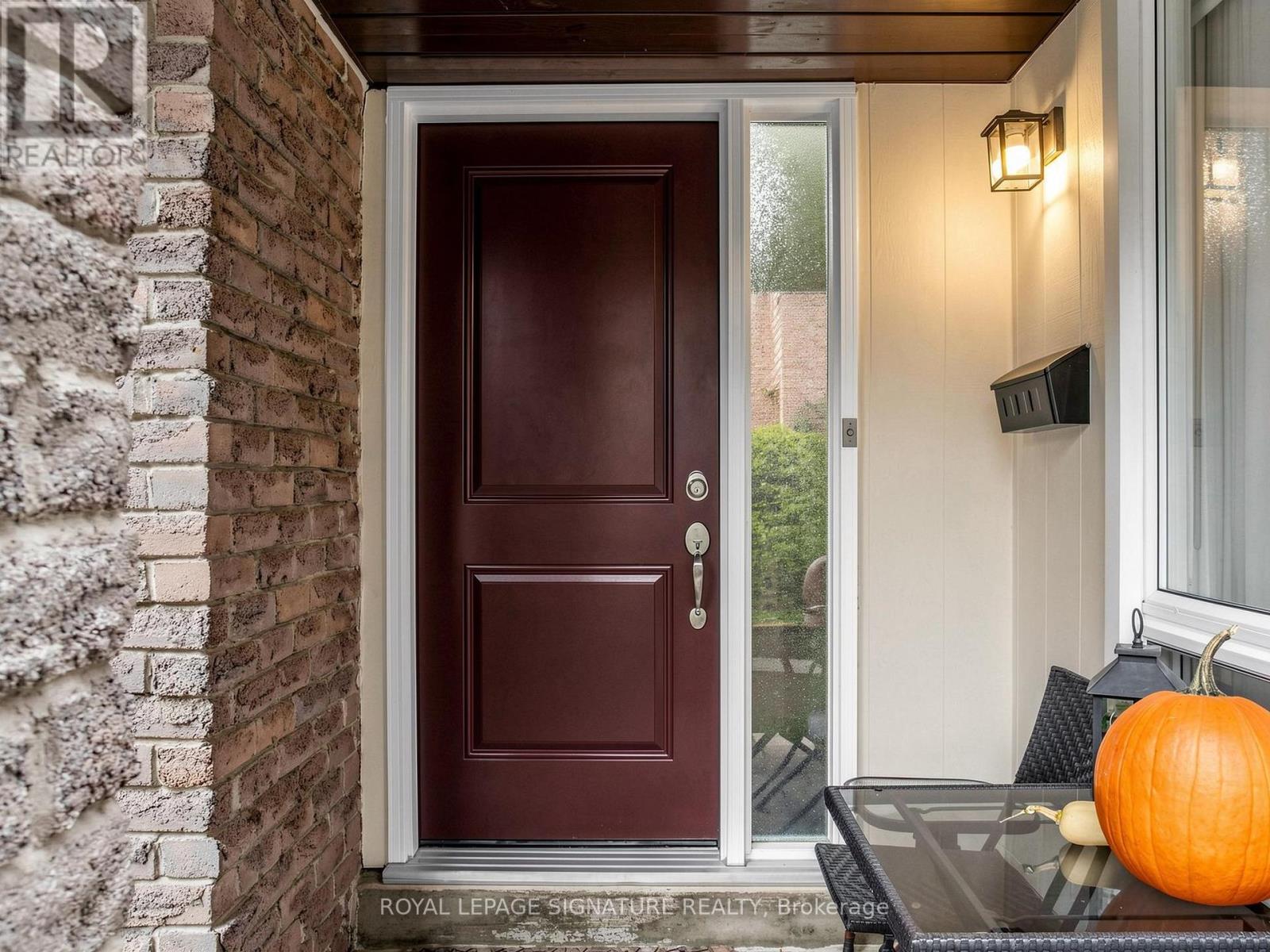 83 Empringham Crescent, Markham (Milliken Mills West), Ontario  L3R 3E9 - Photo 6 - N13843368