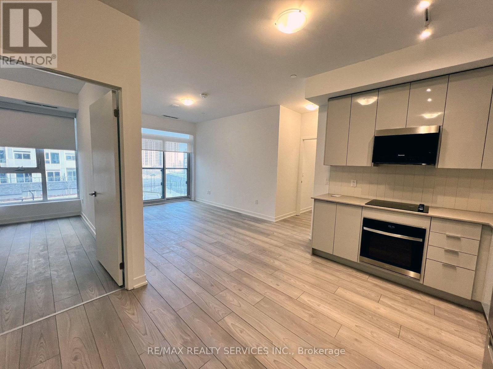 426 - 10 ABEJA STREET, vaughan (concord), Ontario