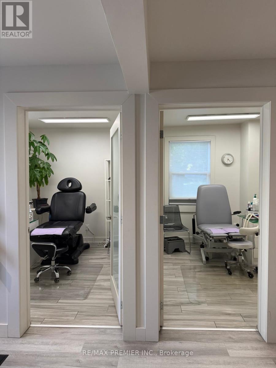 Rooms A&b - 31 Queen Street N, New Tecumseth, Ontario  L0G 1W0 - Photo 2 - N13843434