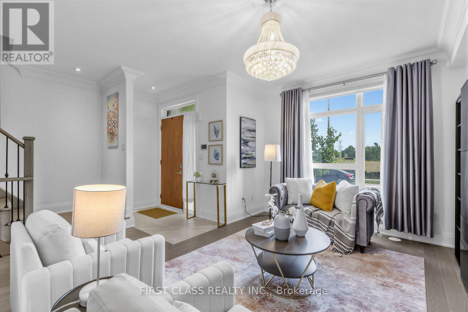 108 South Park Road, Markham (Commerce Valley), Ontario  L3T 0G6 - Photo 6 - N13843526