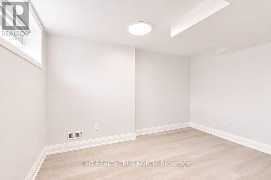Bsmt - 66 Peacock Lane, Barrie (Allandale Heights), Ontario  L4N 3R9 - Photo 10 - S13843282