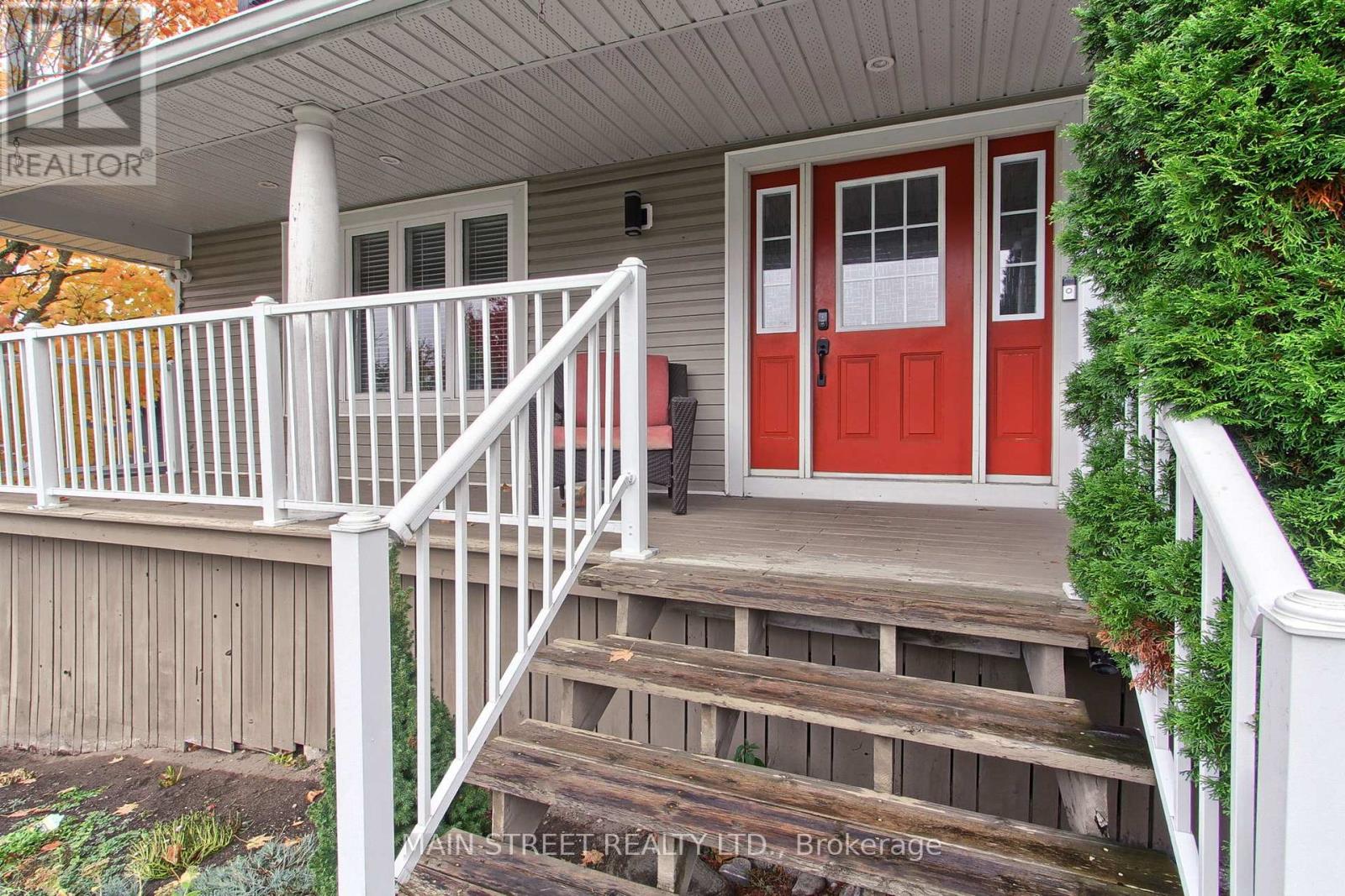276 Crawford Street, Barrie (Ardagh), Ontario  L4N 3W8 - Photo 3 - S13843418