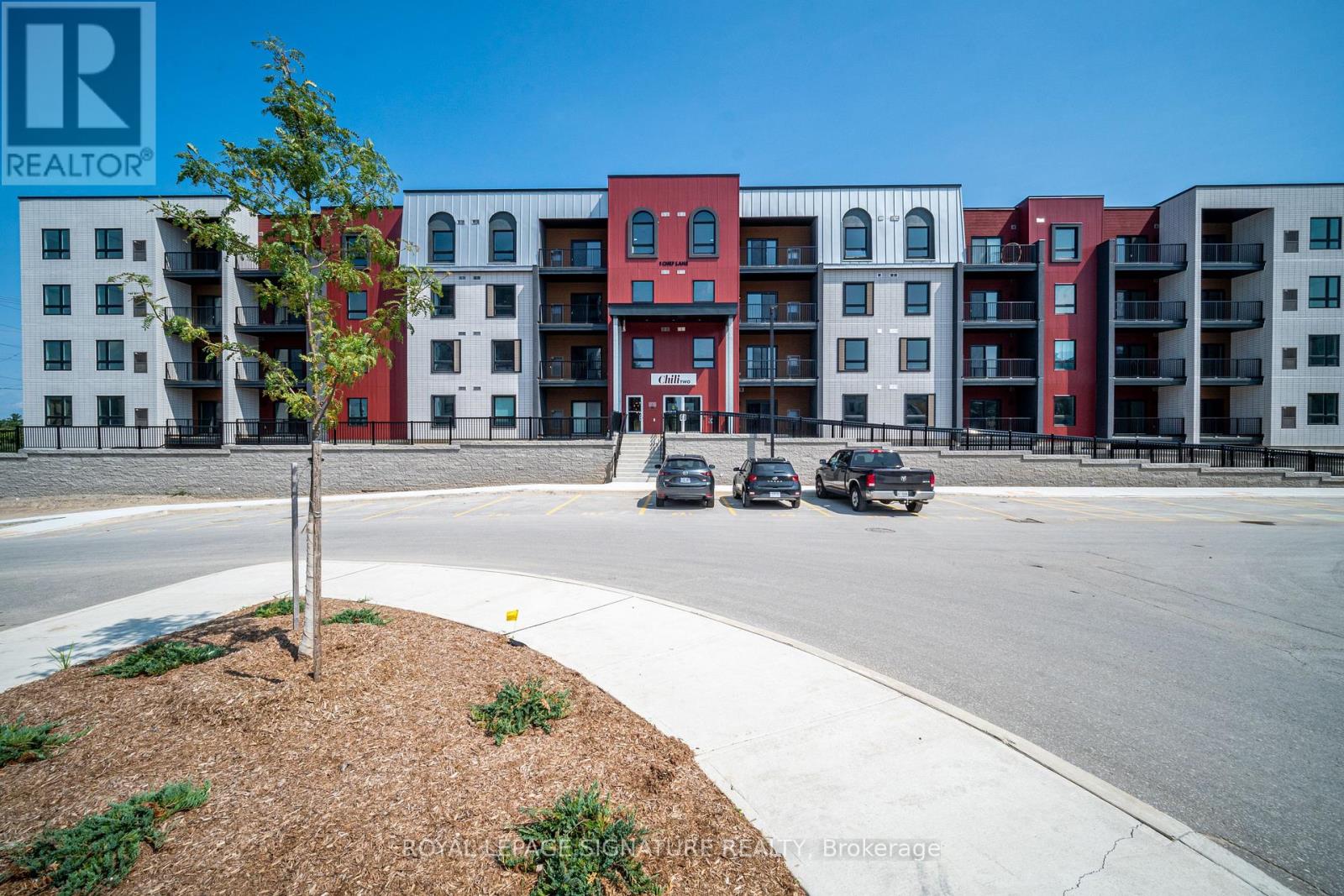 103 - 1 CHEF LANE, barrie, Ontario