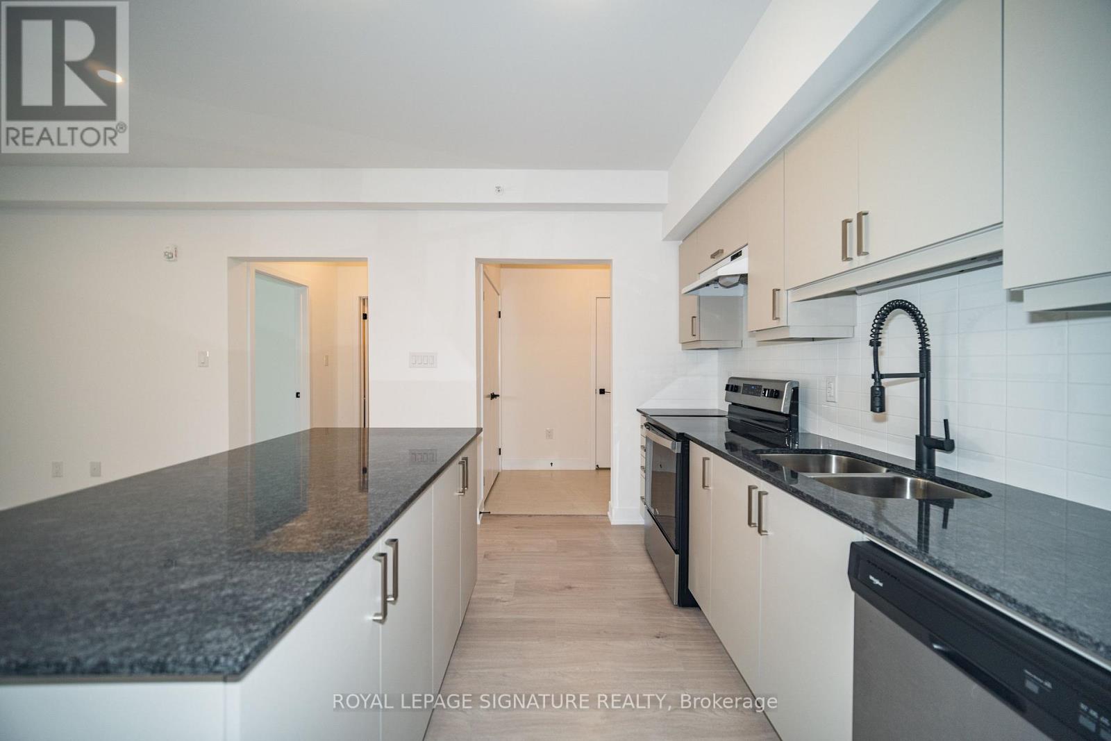 103 - 1 Chef Lane, Barrie, Ontario L9J 0T1 - Photo 7 - S13843520
