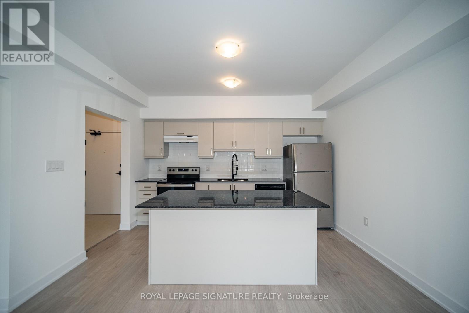 103 - 1 Chef Lane, Barrie, Ontario L9J 0T1 - Photo 8 - S13843520