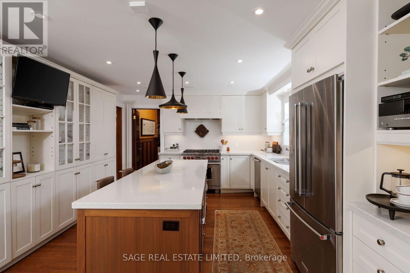 51 King Georges Road, Toronto (Kingsway South), Ontario  M8X 1L4 - Photo 18 - W13843216