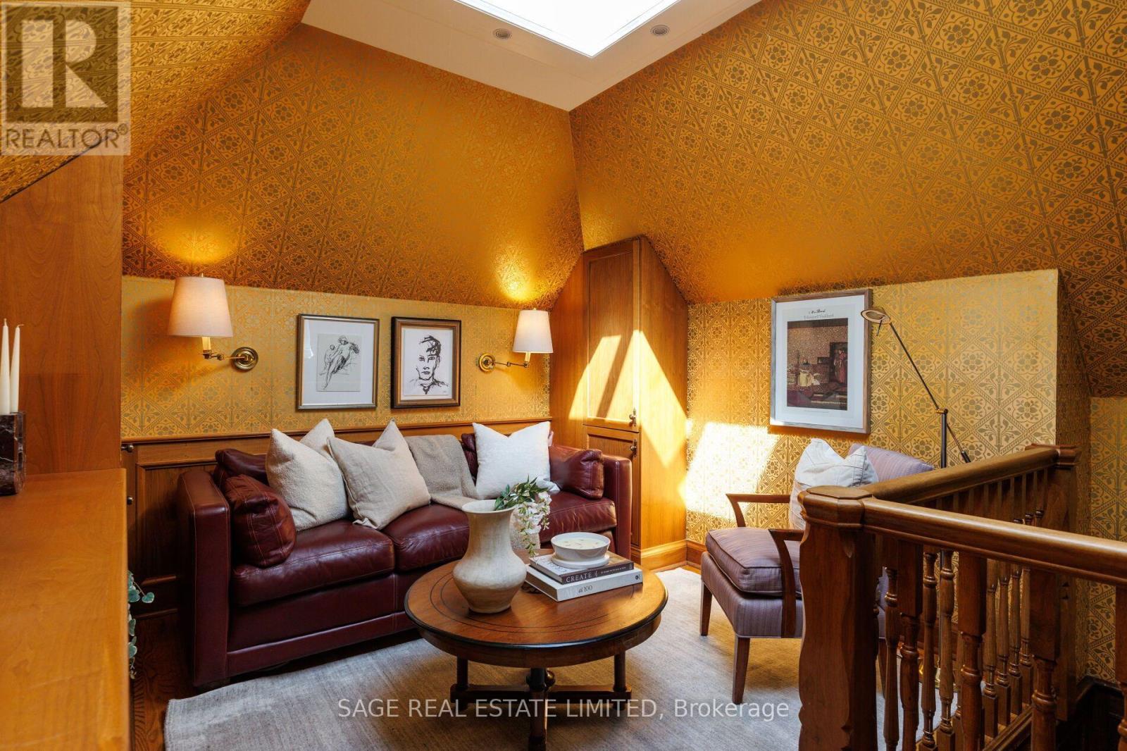 51 King Georges Road, Toronto (Kingsway South), Ontario  M8X 1L4 - Photo 29 - W13843216