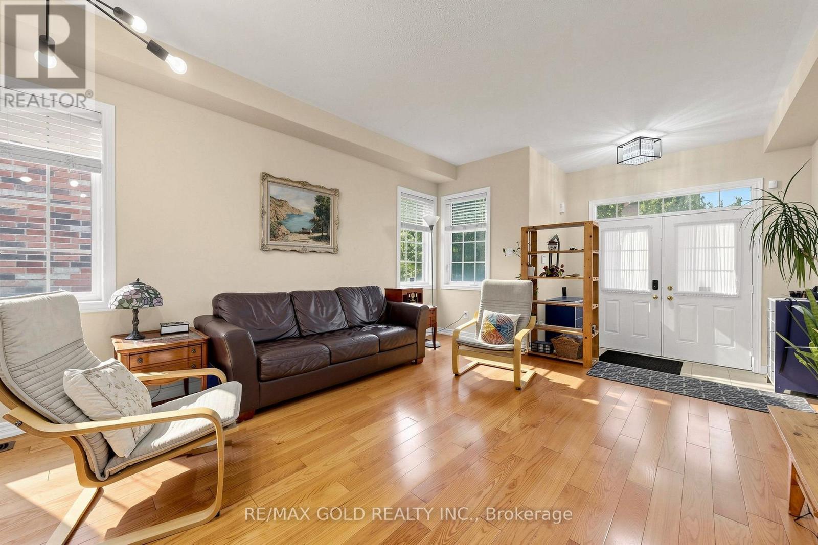 284 Holmes Crescent, Milton (Sc Scott), Ontario  L9T 0R2 - Photo 10 - W13843270