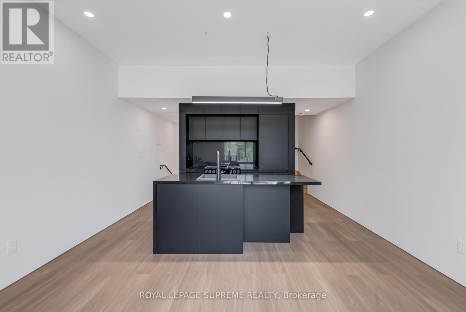 3 - 101 Bernice Crescent, Toronto (Rockcliffe-Smythe), Ontario  M6N 1W7 - Photo 15 - W13843318