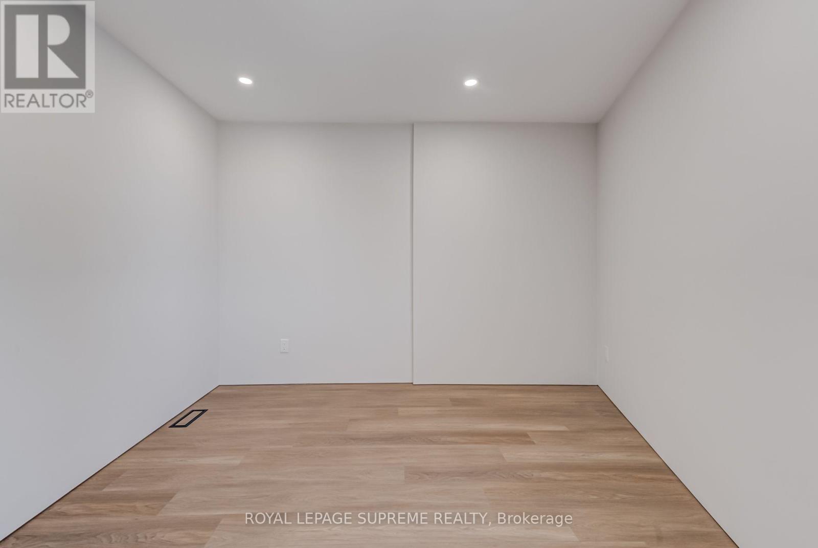 3 - 101 Bernice Crescent, Toronto (Rockcliffe-Smythe), Ontario  M6N 1W7 - Photo 24 - W13843318