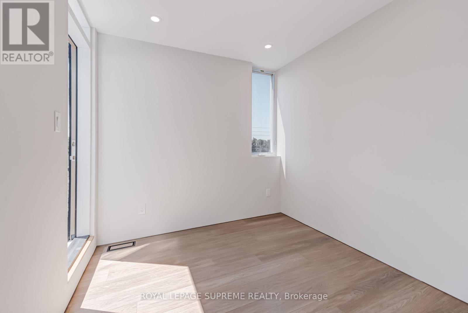 3 - 101 Bernice Crescent, Toronto (Rockcliffe-Smythe), Ontario  M6N 1W7 - Photo 27 - W13843318