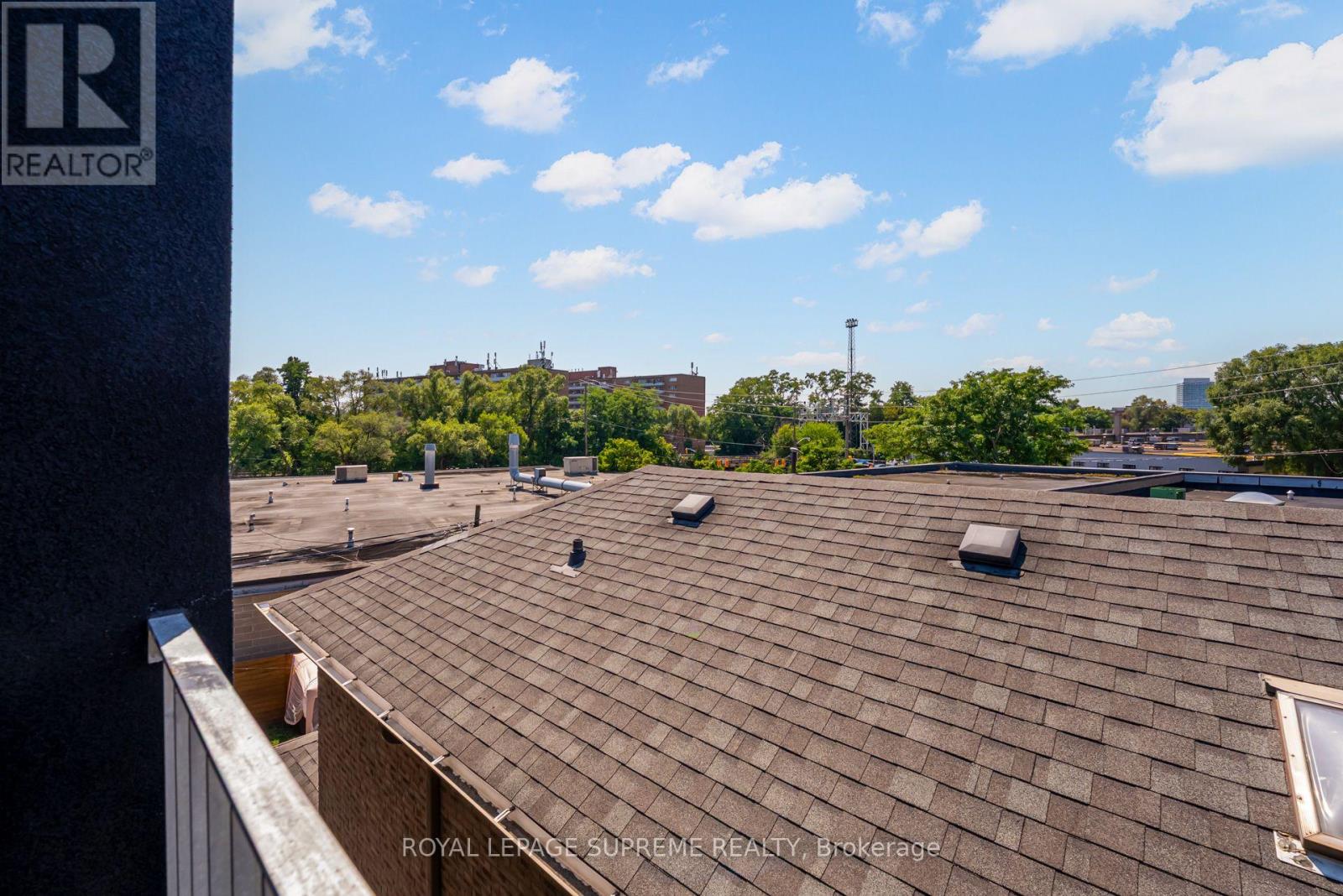 3 - 101 Bernice Crescent, Toronto (Rockcliffe-Smythe), Ontario  M6N 1W7 - Photo 32 - W13843318
