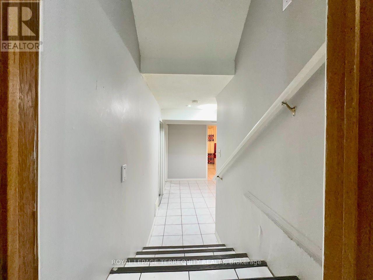 Lower Level - 13 Milford Crescent, Brampton, Ontario  L6S 3E3 - Photo 15 - W13843320