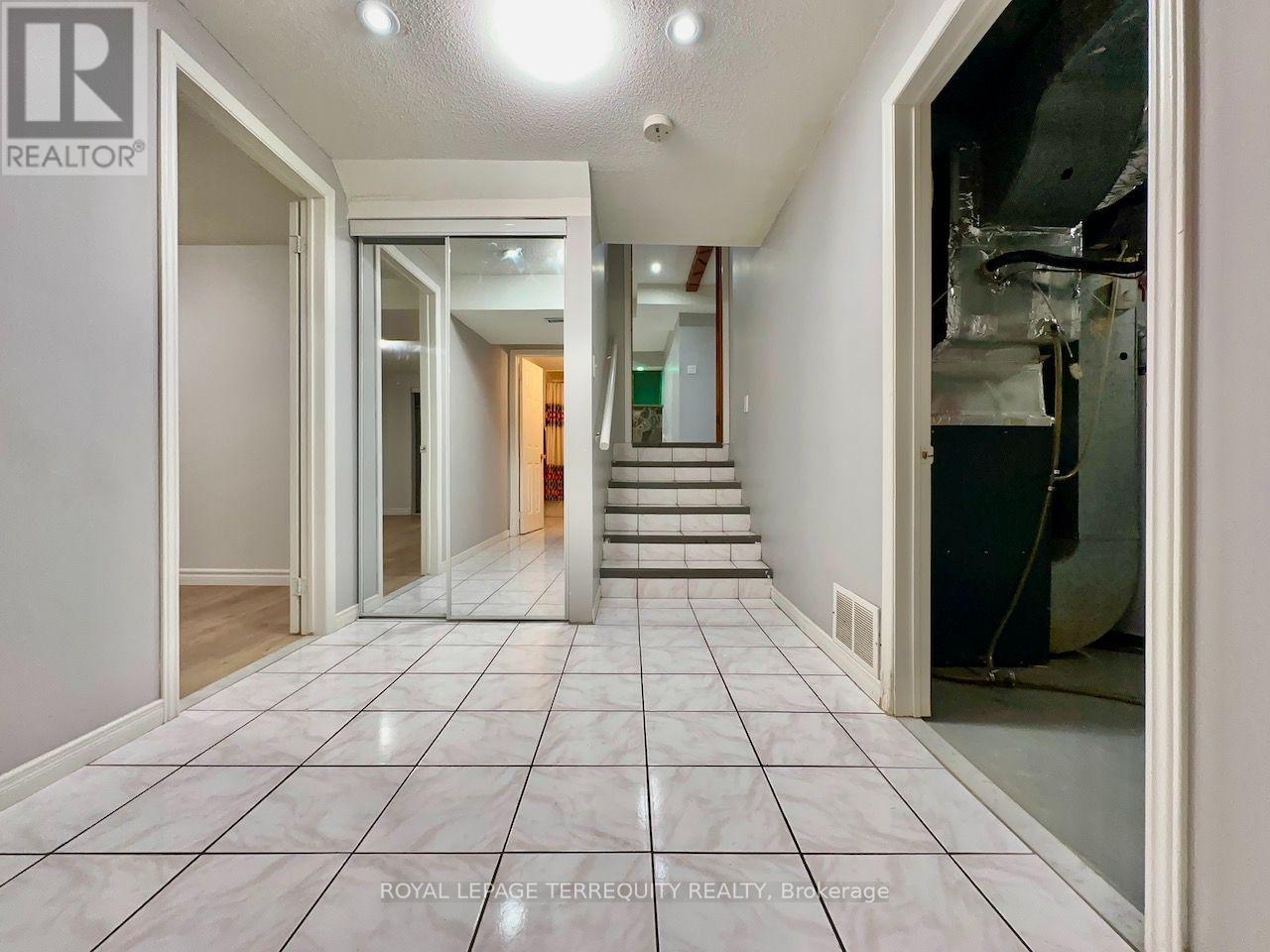 Lower Level - 13 Milford Crescent, Brampton, Ontario  L6S 3E3 - Photo 16 - W13843320
