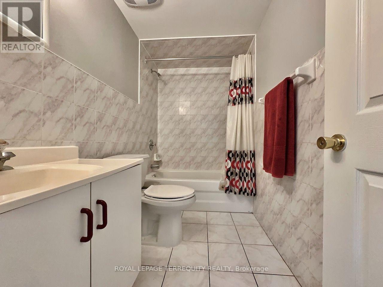 Lower Level - 13 Milford Crescent, Brampton, Ontario  L6S 3E3 - Photo 17 - W13843320