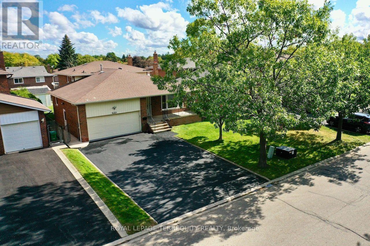 Lower Level - 13 Milford Crescent, Brampton, Ontario  L6S 3E3 - Photo 21 - W13843320