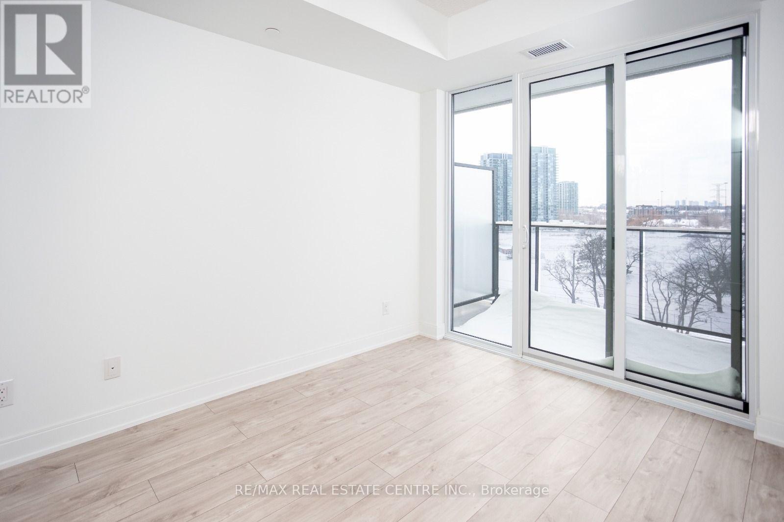 701 - 70 Annie Craig Drive, Toronto, Ontario  M8V 0C4 - Photo 10 - W13843410