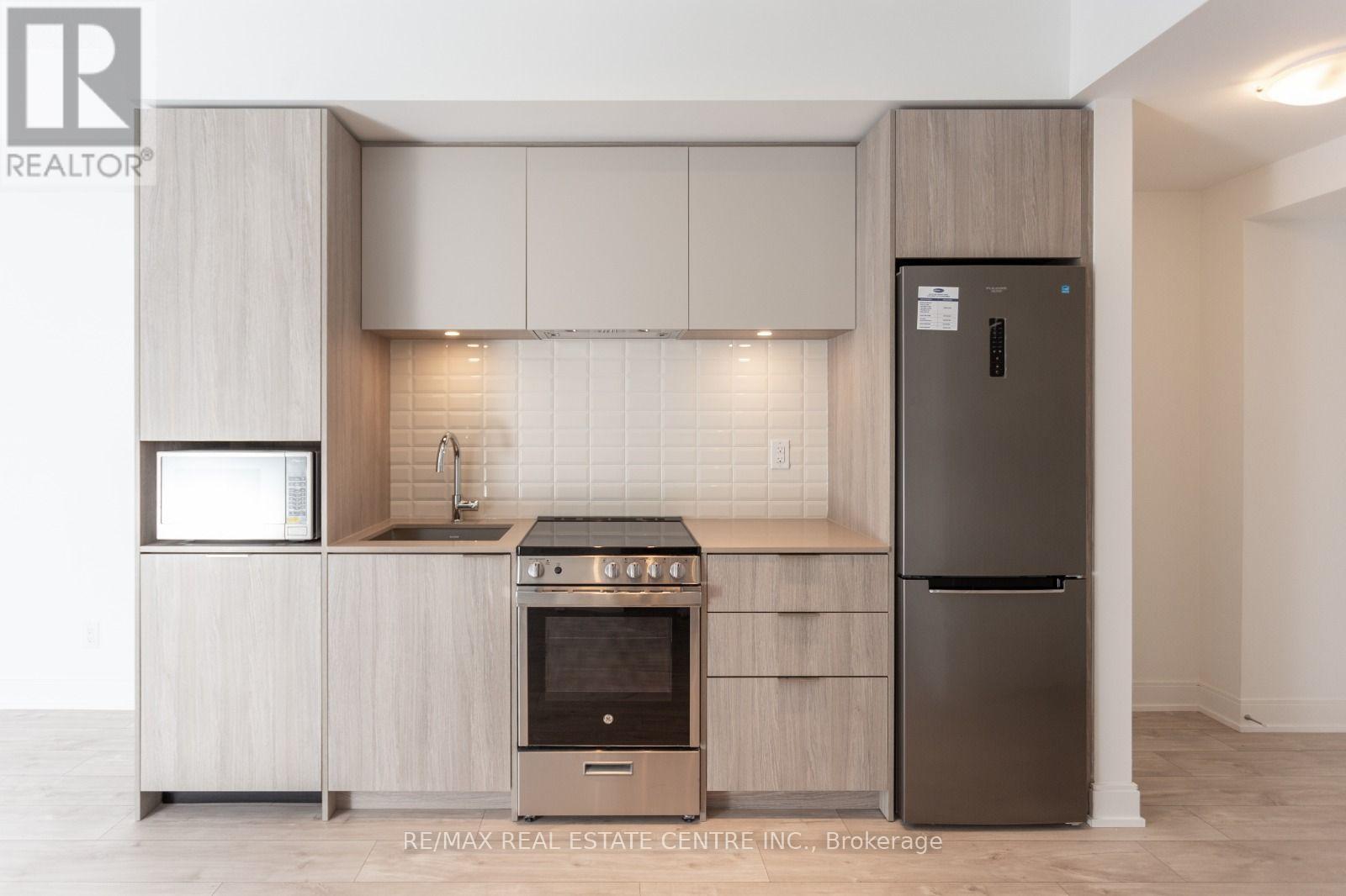 701 - 70 Annie Craig Drive, Toronto, Ontario  M8V 0C4 - Photo 4 - W13843410