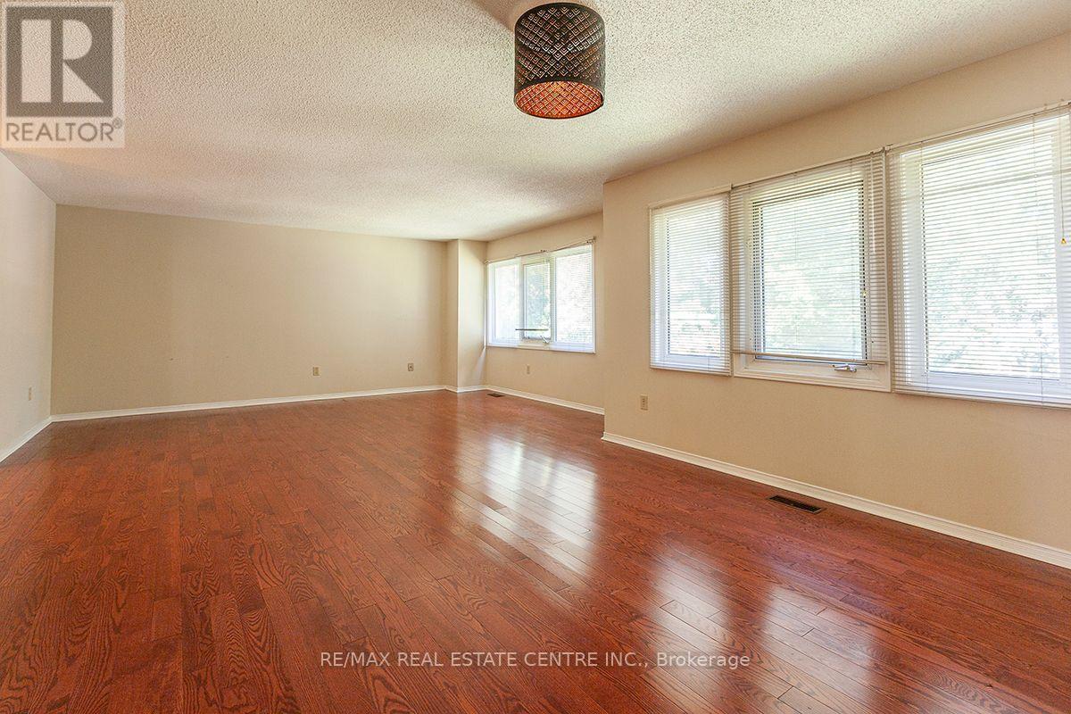 3679 Loyalist Drive, Mississauga (Erin Mills), Ontario  L5L 4S9 - Photo 30 - W13843438