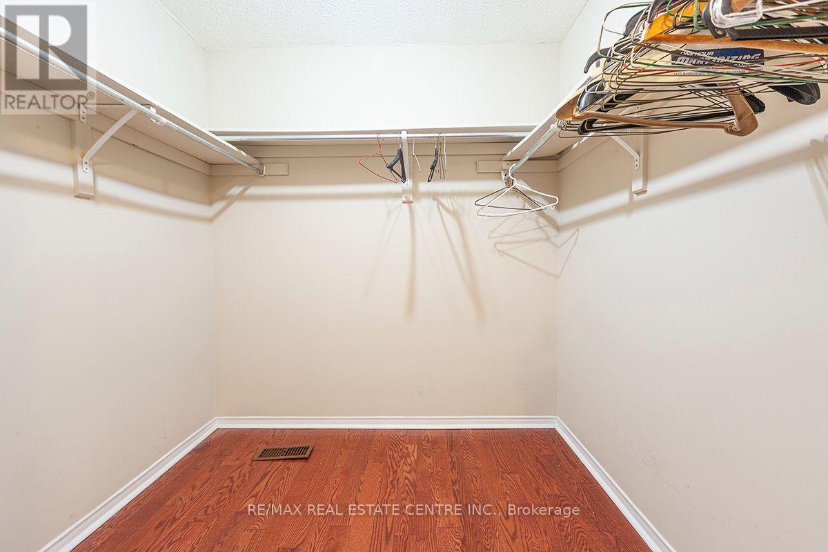 3679 Loyalist Drive, Mississauga (Erin Mills), Ontario  L5L 4S9 - Photo 33 - W13843438