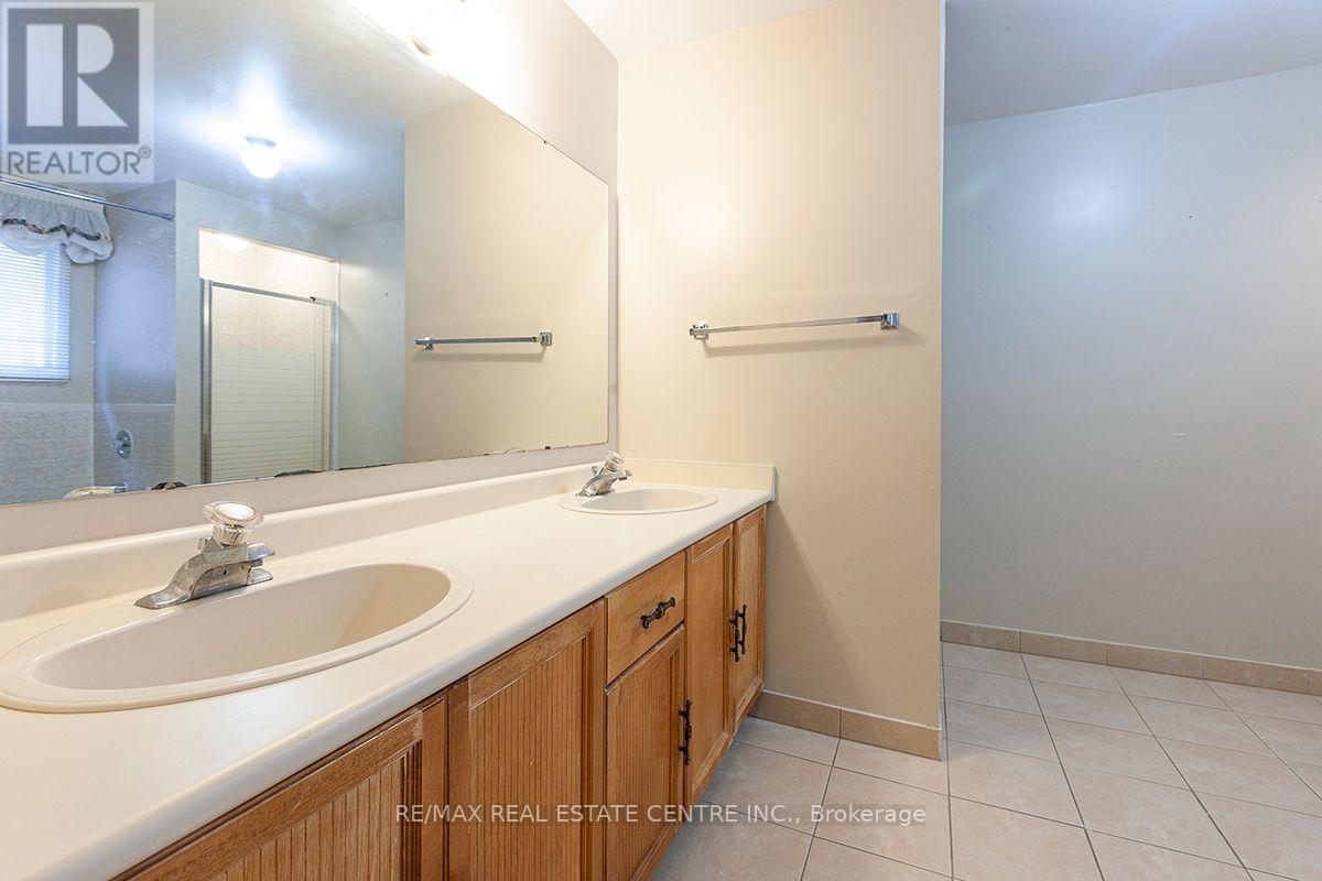 3679 Loyalist Drive, Mississauga (Erin Mills), Ontario  L5L 4S9 - Photo 34 - W13843438