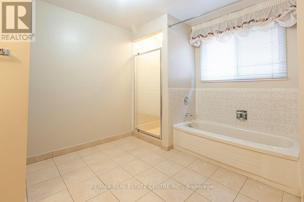 3679 Loyalist Drive, Mississauga (Erin Mills), Ontario  L5L 4S9 - Photo 35 - W13843438