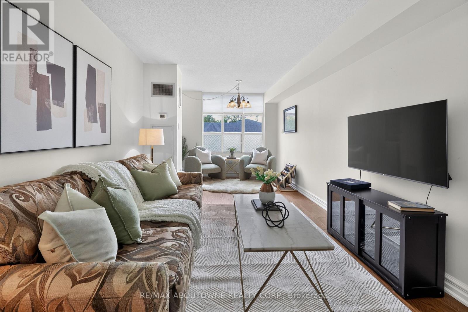 211 - 221 Robinson Street, Oakville (Oo Old Oakville), Ontario  L6J 7N9 - Photo 14 - W13843508