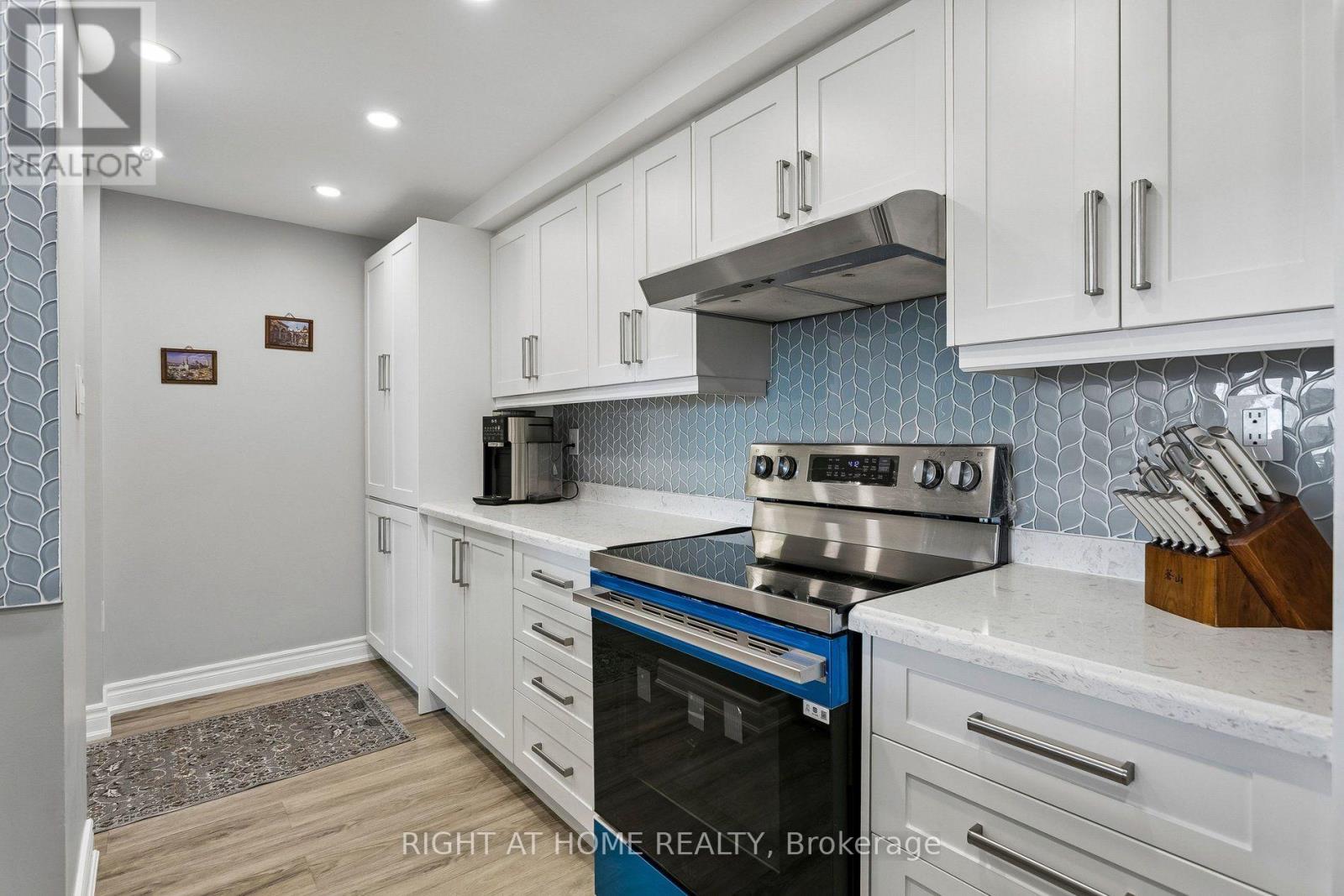 612 - 550 Webb Drive, Mississauga, Ontario  L5B 3Y4 - Photo 13 - W13843522