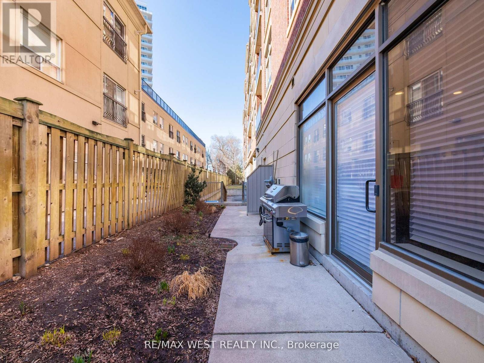 402 - 4196 Dundas Street W, Toronto, Ontario  M8X 0A3 - Photo 31 - W13813060