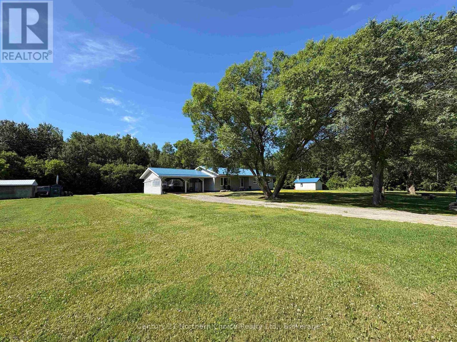 993 Fisher Road, Emo, Ontario  P0W 1E0 - Photo 2 - X13562242