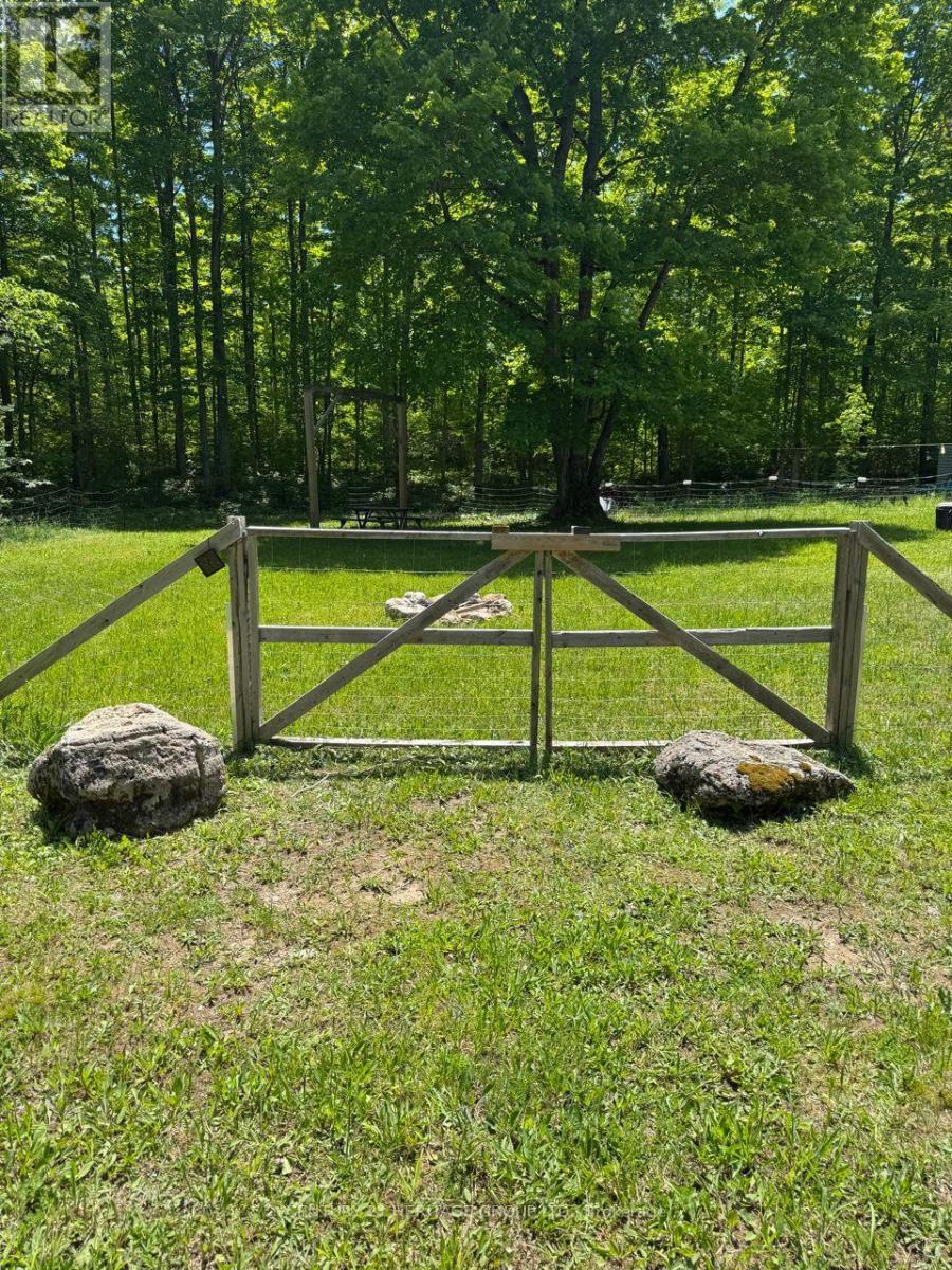 580223 Sideroad 60, Chatsworth, Ontario  N0H 1C0 - Photo 7 - X13842520