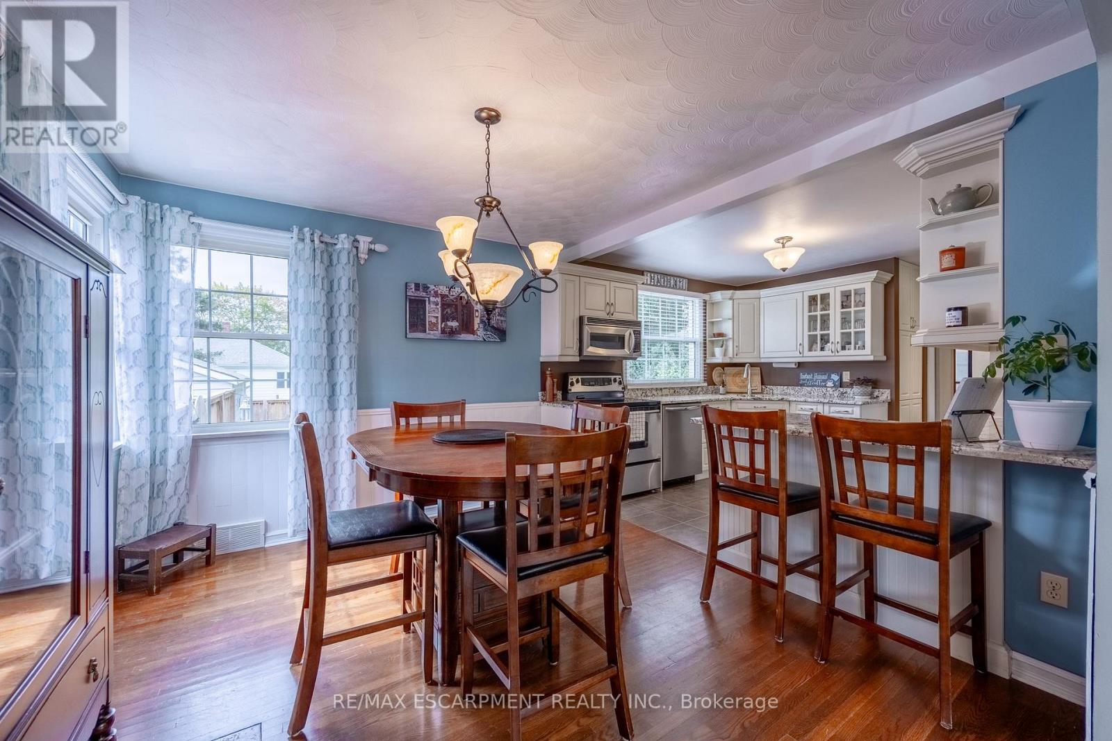 30 Gibson Drive, Norfolk (Simcoe), Ontario  N3Y 3L3 - Photo 10 - X13843248