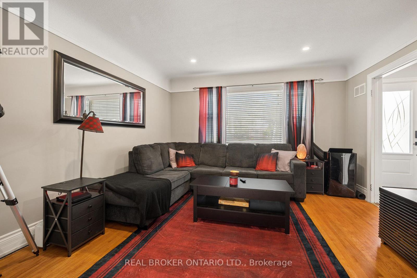 69 Talbot Street, Kitchener, Ontario  N2M 2A8 - Photo 16 - X13843314