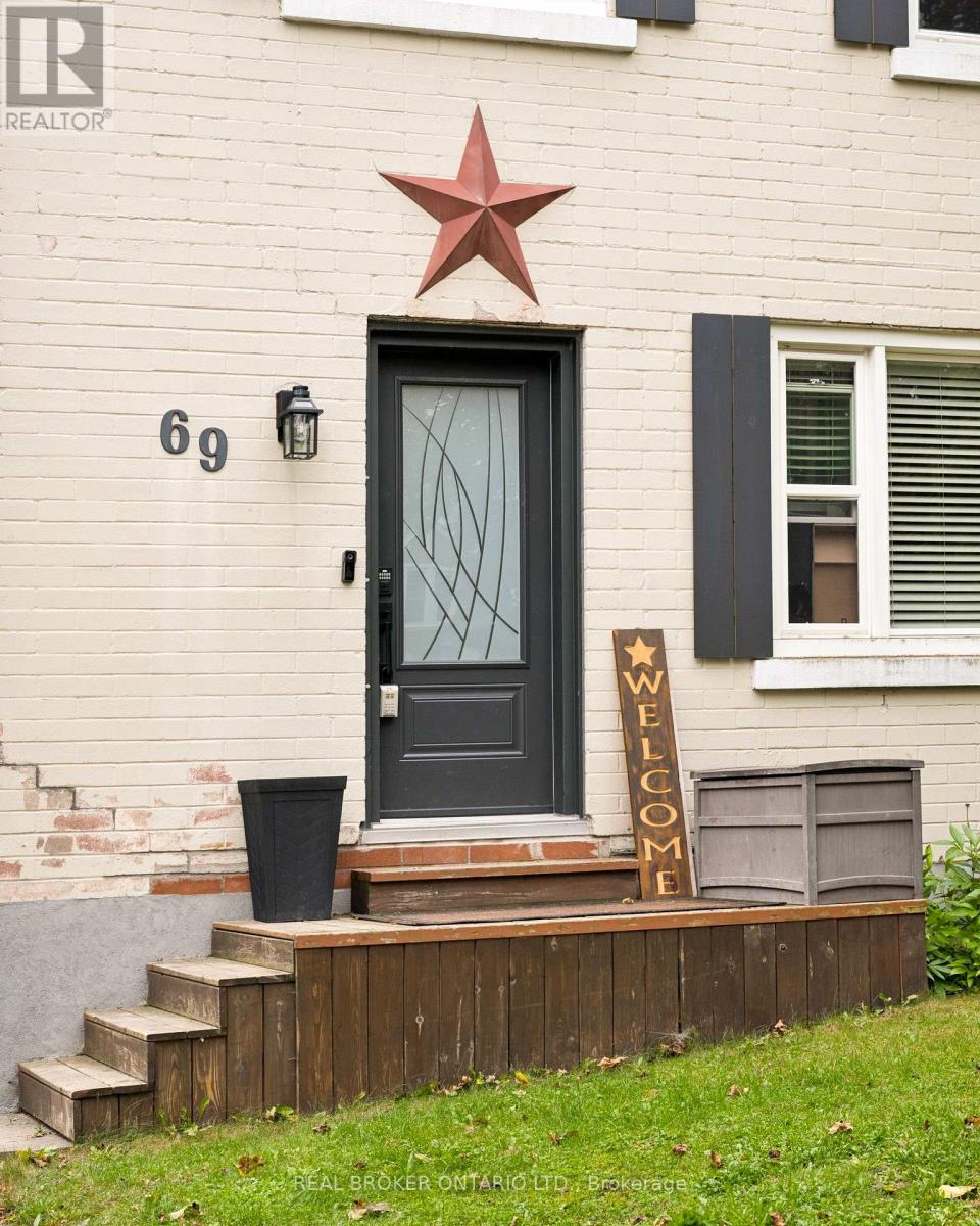 69 Talbot Street, Kitchener, Ontario  N2M 2A8 - Photo 5 - X13843314