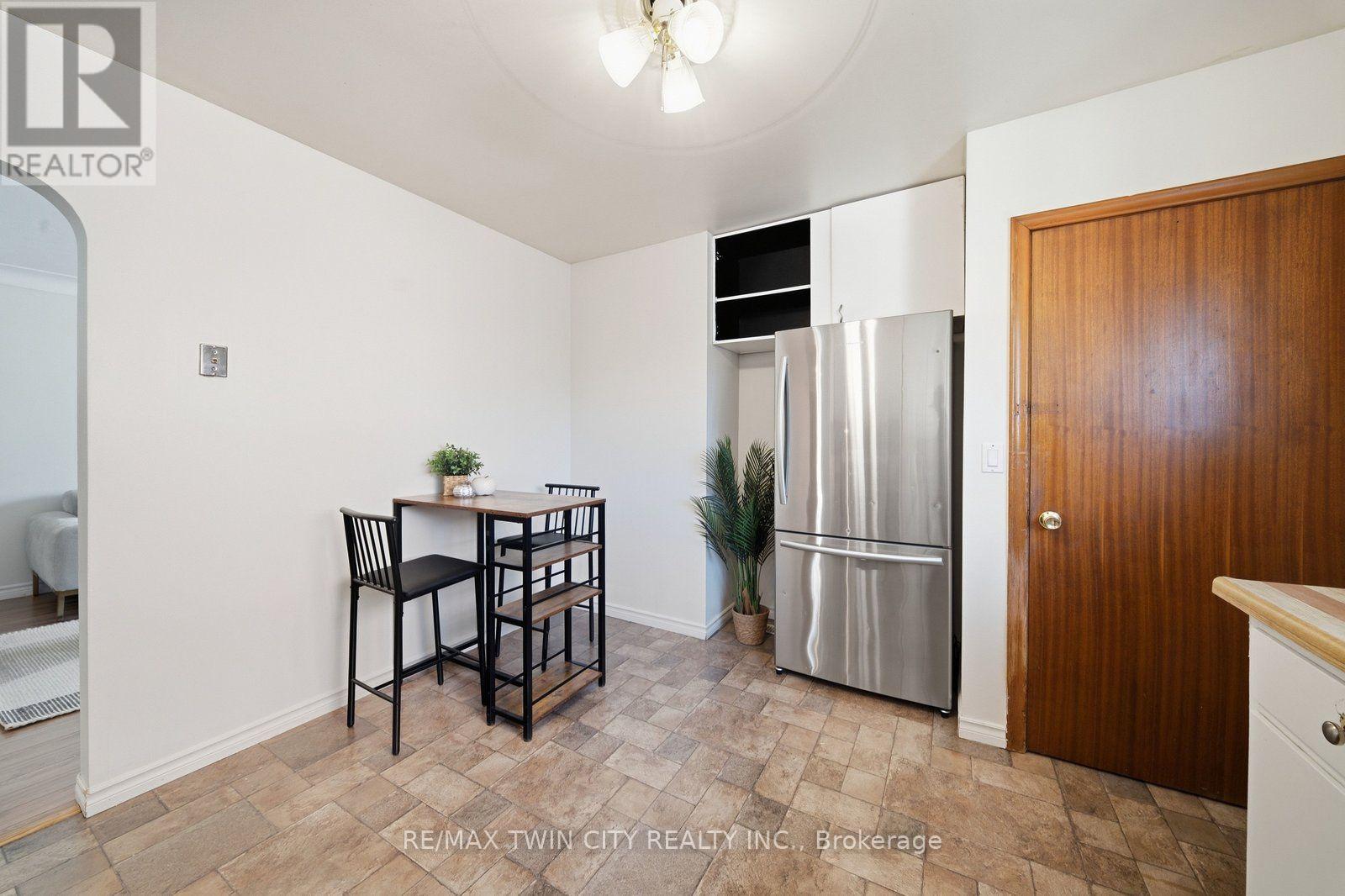 146 Superior Street, Brantford, Ontario  N3S 2L4 - Photo 14 - X13843344
