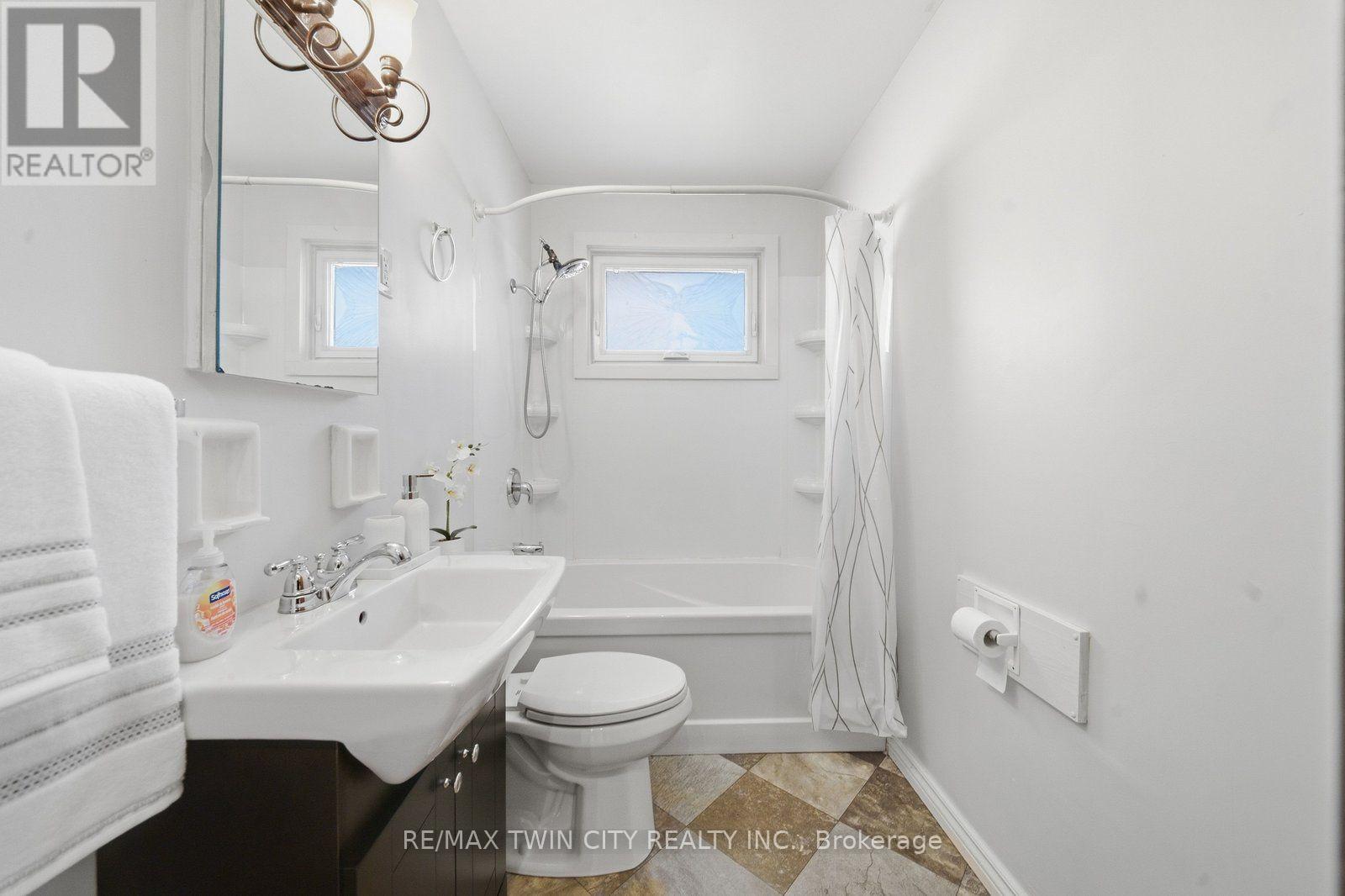 146 Superior Street, Brantford, Ontario  N3S 2L4 - Photo 15 - X13843344