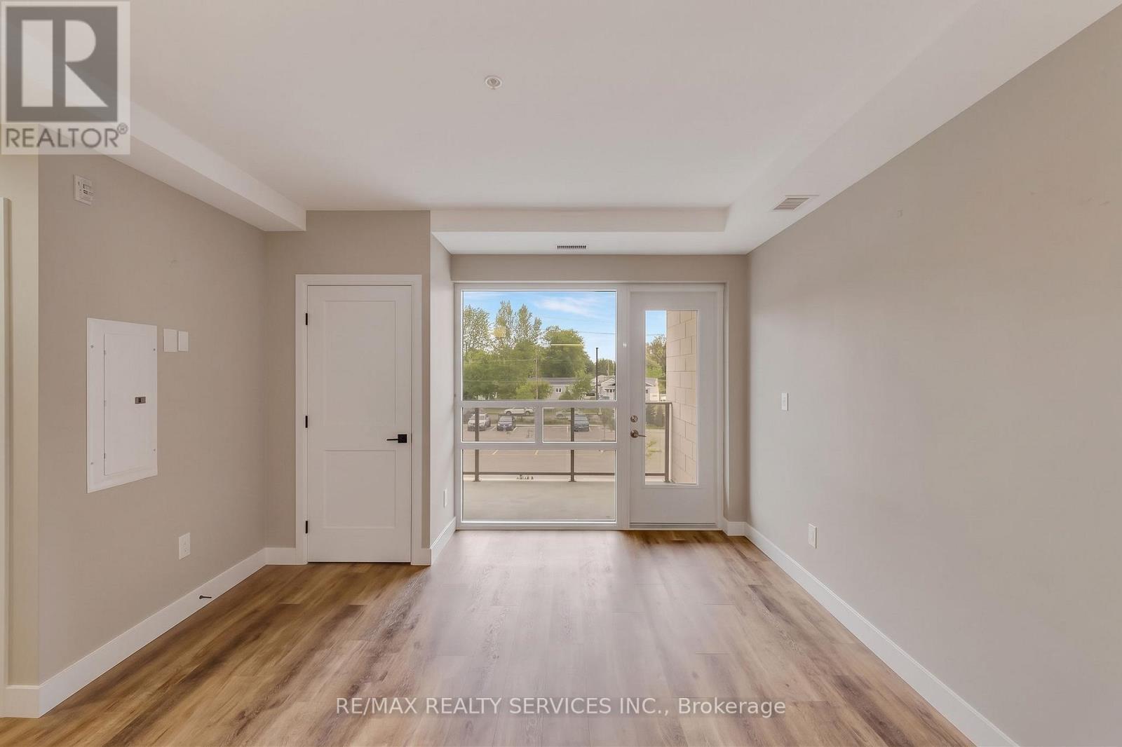 213 - 34 Norman Street, Brantford, Ontario  N3R 2Y1 - Photo 10 - X13843408