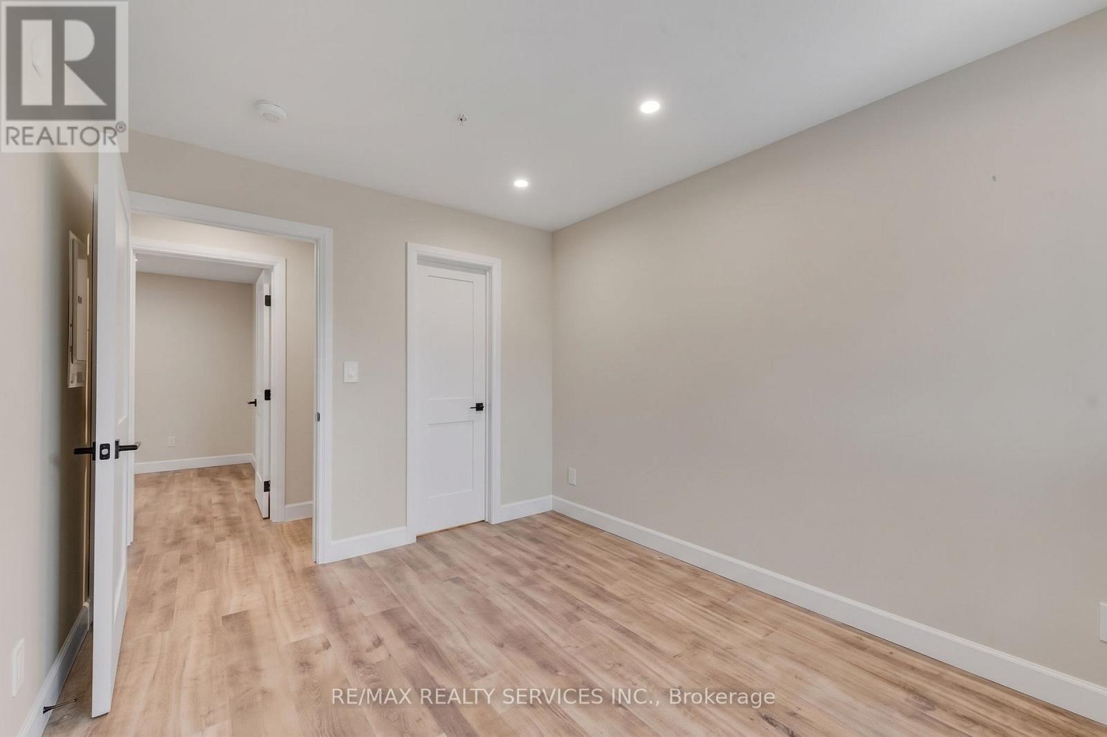 213 - 34 Norman Street, Brantford, Ontario  N3R 2Y1 - Photo 18 - X13843408
