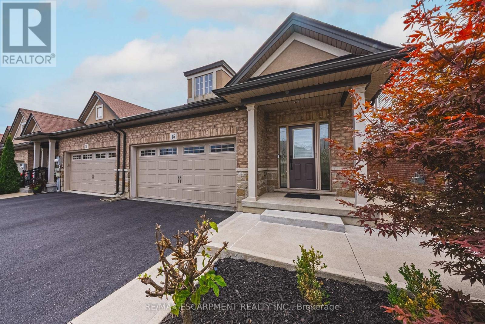 15 Kopperfield Lane, Hamilton, Ontario  L0R 1W0 - Photo 2 - X13843462