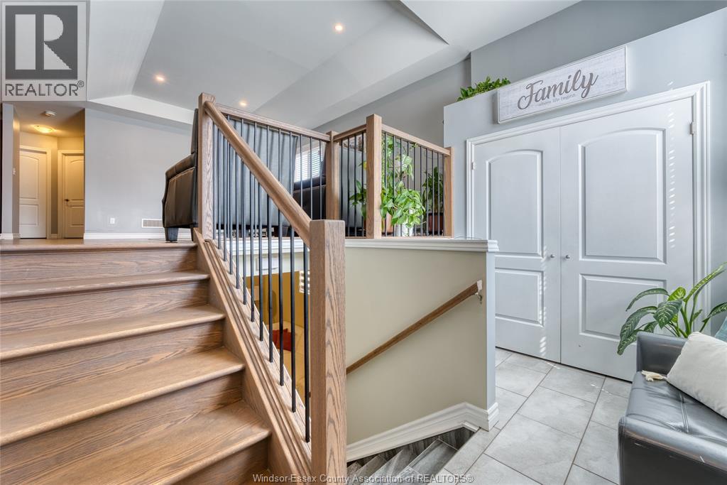 3141 Viola Crescent, Windsor, Ontario  N8N 0A2 - Photo 9 - 26023991