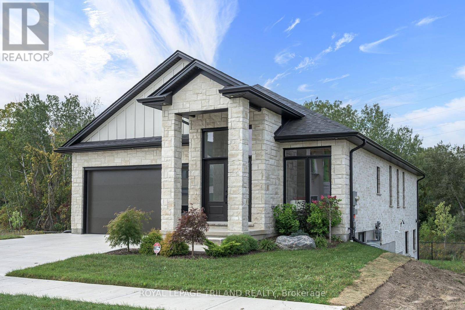 4225 Green Bend Road, London South, Ontario  N6P 1J9 - Photo 2 - X13843620