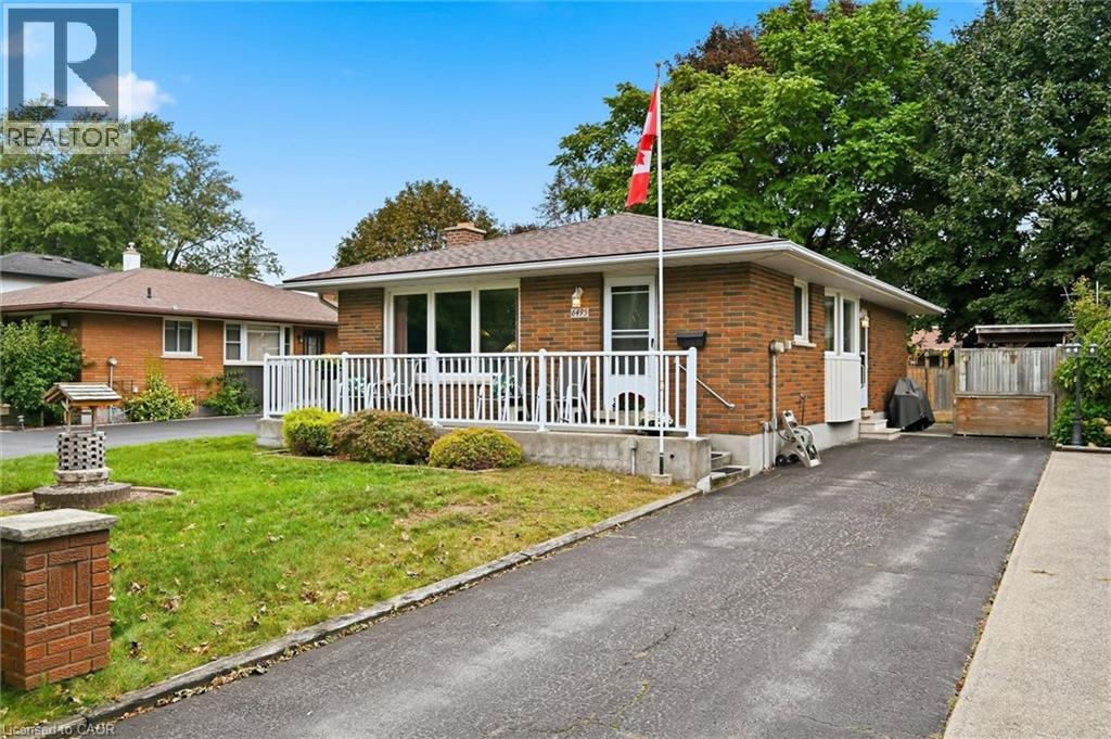 6495 Bracken Street, Niagara Falls, Ontario  L2E 5J5 - Photo 2 - 40866264