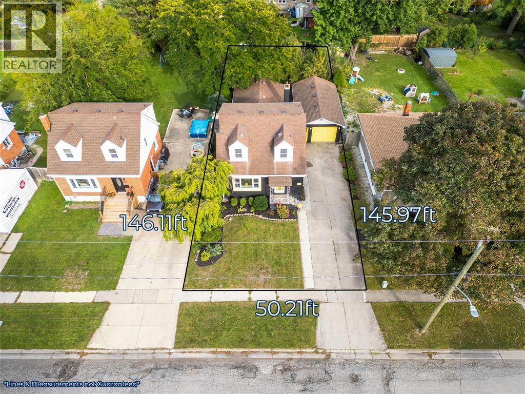 480 MONTCALM AVENUE Sarnia Ontario Canada N7S2P9 3