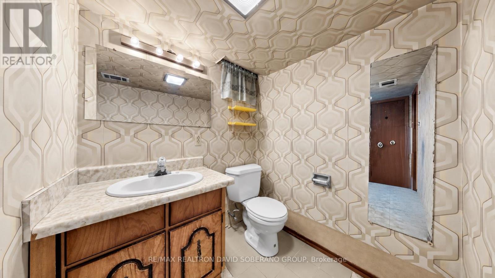 108 York Downs Drive, Toronto, Ontario  M3H 2G7 - Photo 27 - C13838618