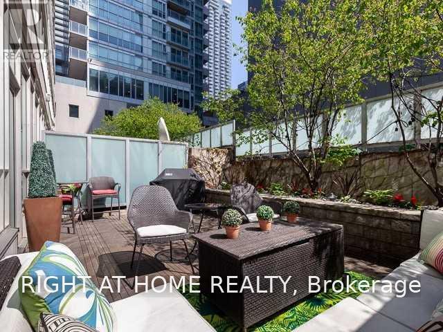 G21 - 350 WELLINGTON STREET W, toronto (waterfront communities), Ontario