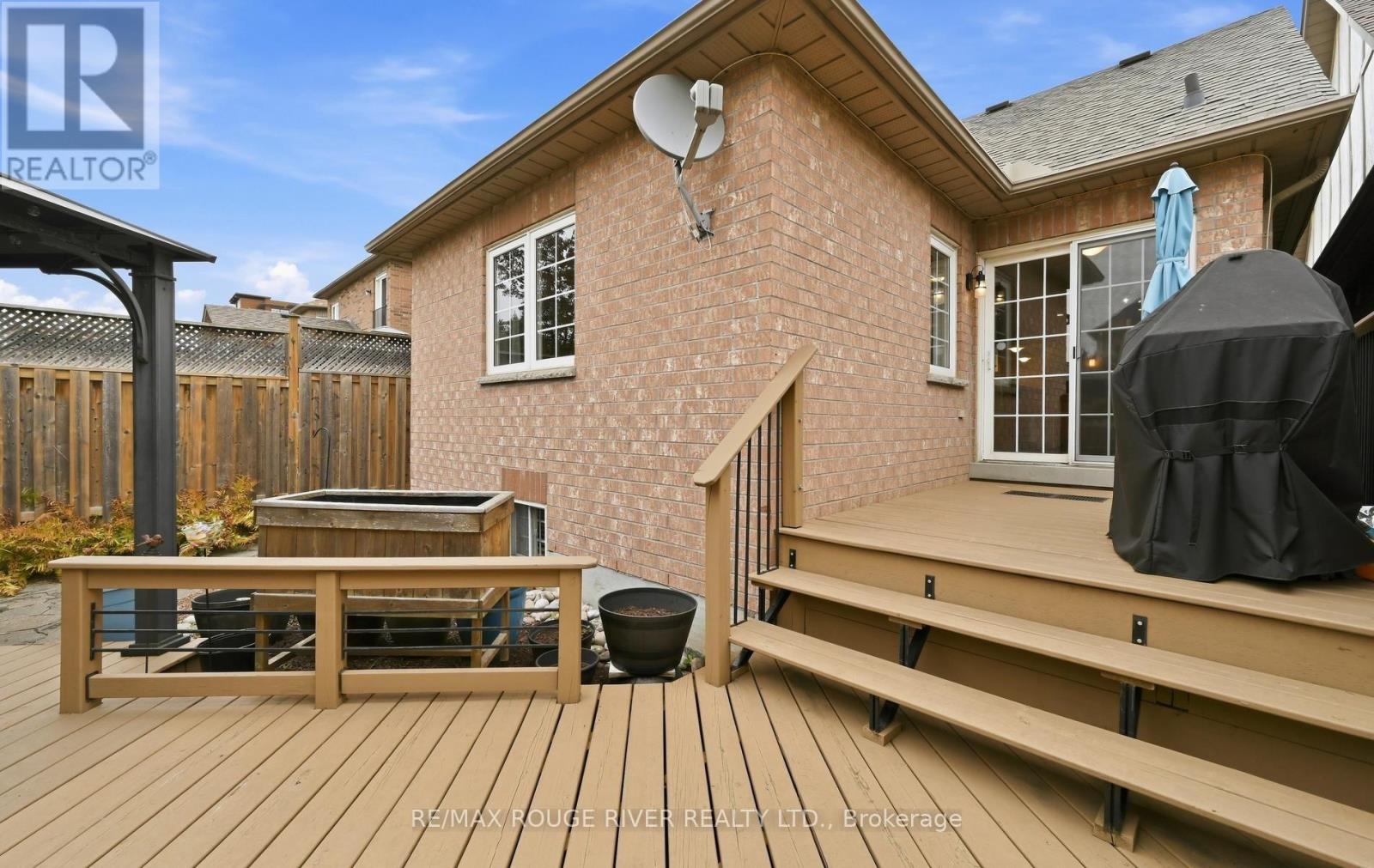 245 Willowbrook Drive, Whitby, Ontario  L1R 2Z1 - Photo 33 - E13843576